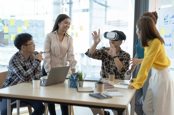 Revolutionize maintenance with the cmms mobile application